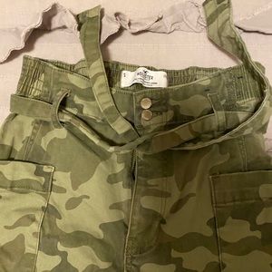 Hollister Camo jogger pants